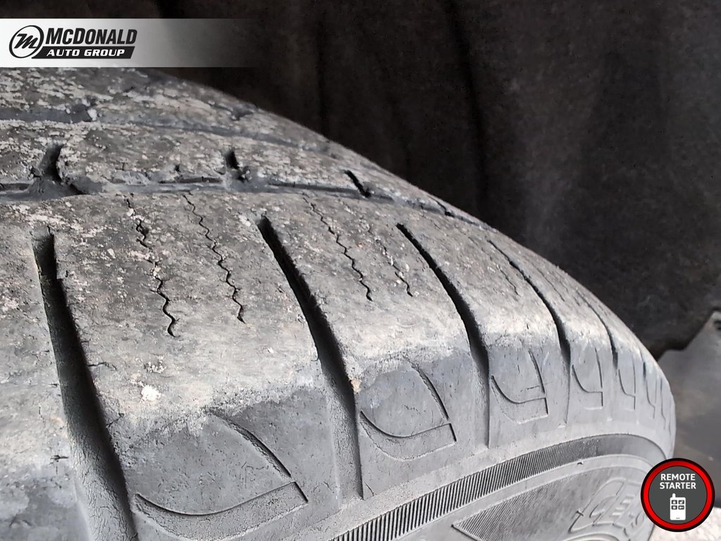 2020 Jeep GRAND CHEROKEE LAR/ALTLaredo in Taber, Alberta - 8 - w1024h768px