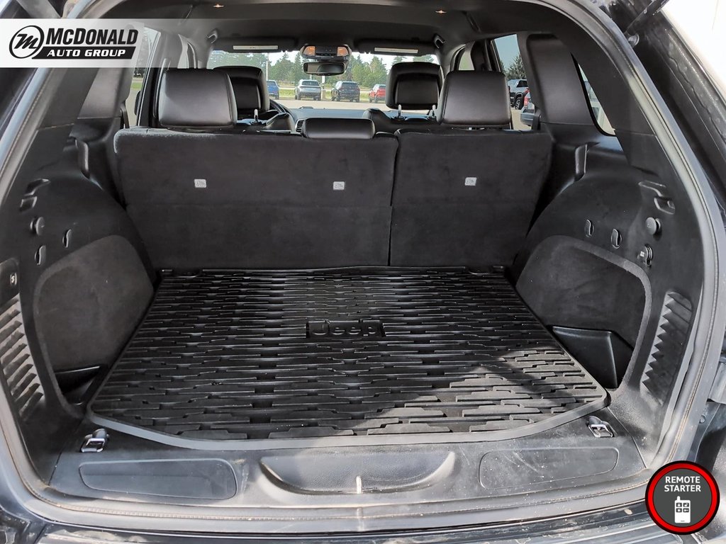 2020 Jeep SUV GRAND CHEROKEE LAR/ALTLaredo in Taber, Alberta - 10 - w1024h768px