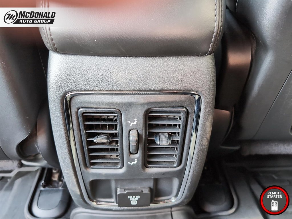 2020 Jeep SUV GRAND CHEROKEE LAR/ALTLaredo in Taber, Alberta - 13 - w1024h768px