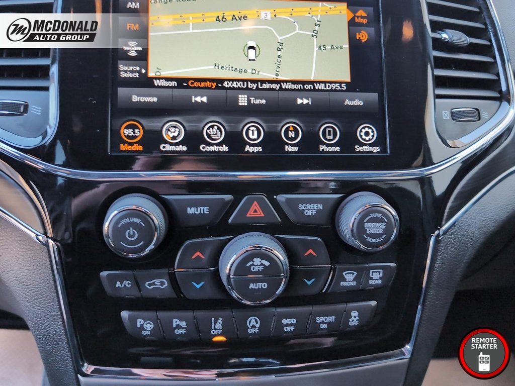 2022 Jeep SUV Grand Cherokee in Taber, Alberta - 23 - w1024h768px