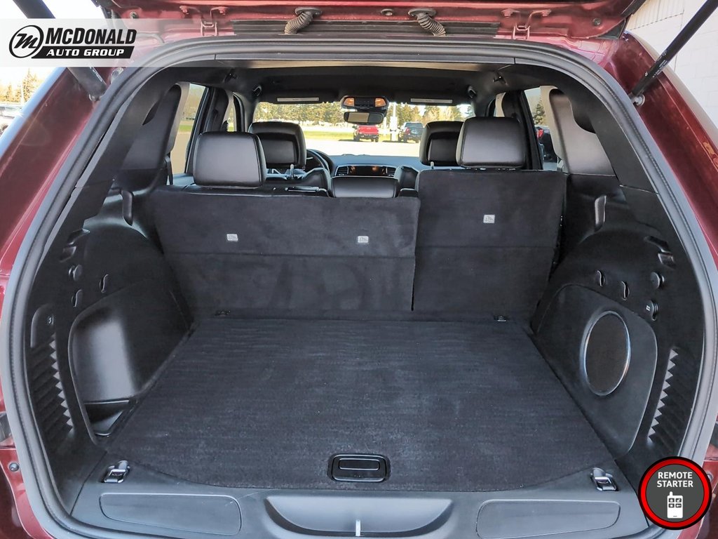 2022 Jeep SUV Grand Cherokee in Taber, Alberta - 10 - w1024h768px