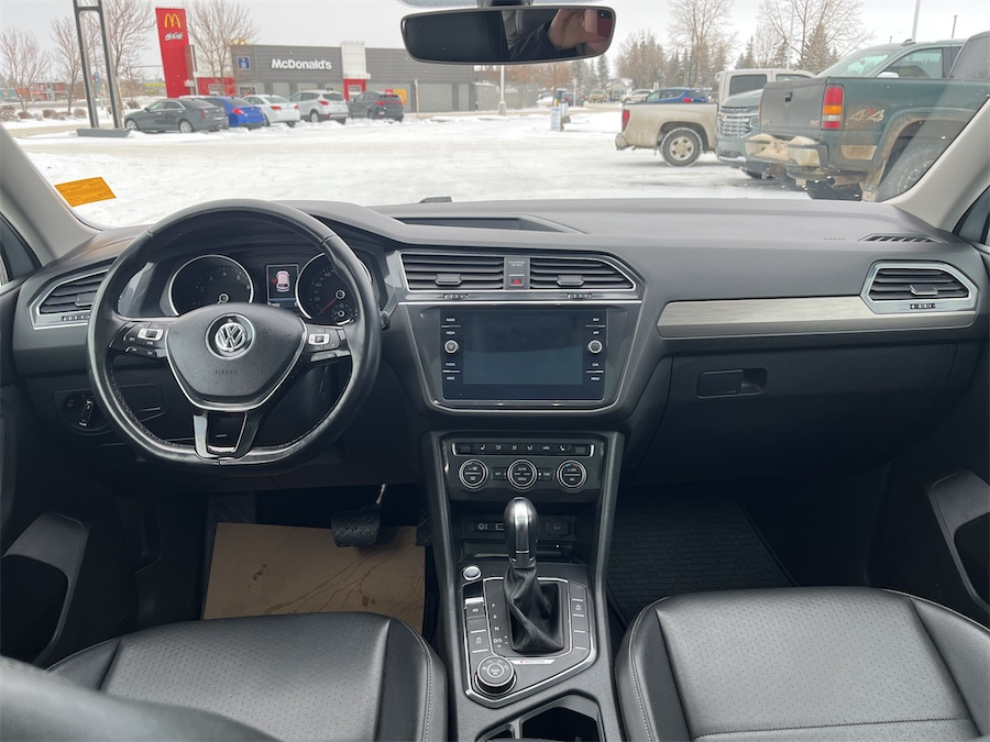 2018 Volkswagen Tiguan in Taber, Alberta - 11 - w1024h768px