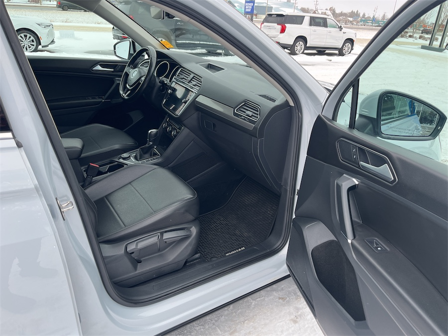 2018 Volkswagen Tiguan in Taber, Alberta - 7 - w1024h768px