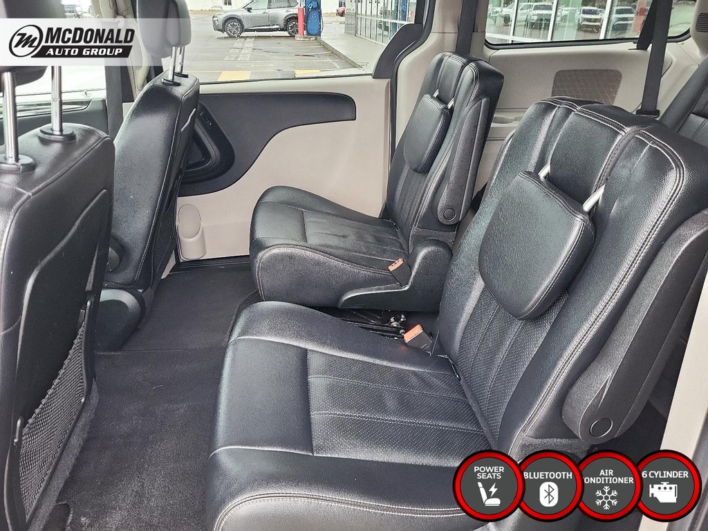 2018 Dodge GRAND CARAVAN CREW PLUS in Taber, Alberta - 16 - w1024h768px