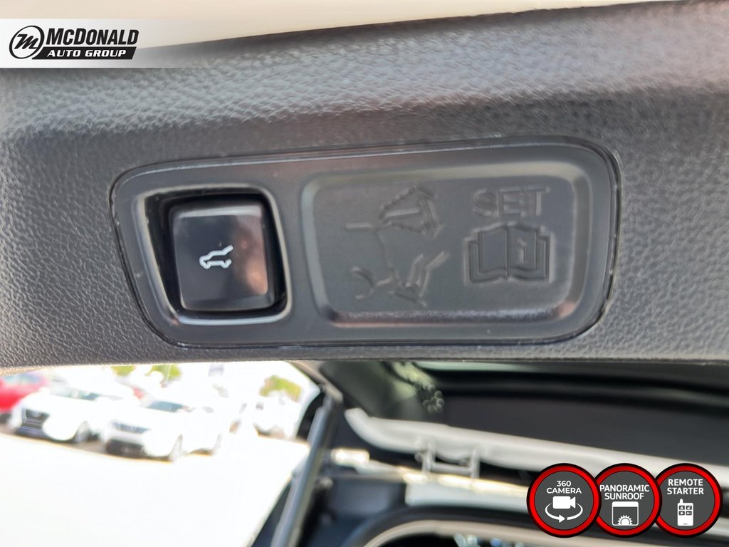 2021 Ford ExpeditionMax Platinum in Taber, Alberta - 14 - w1024h768px