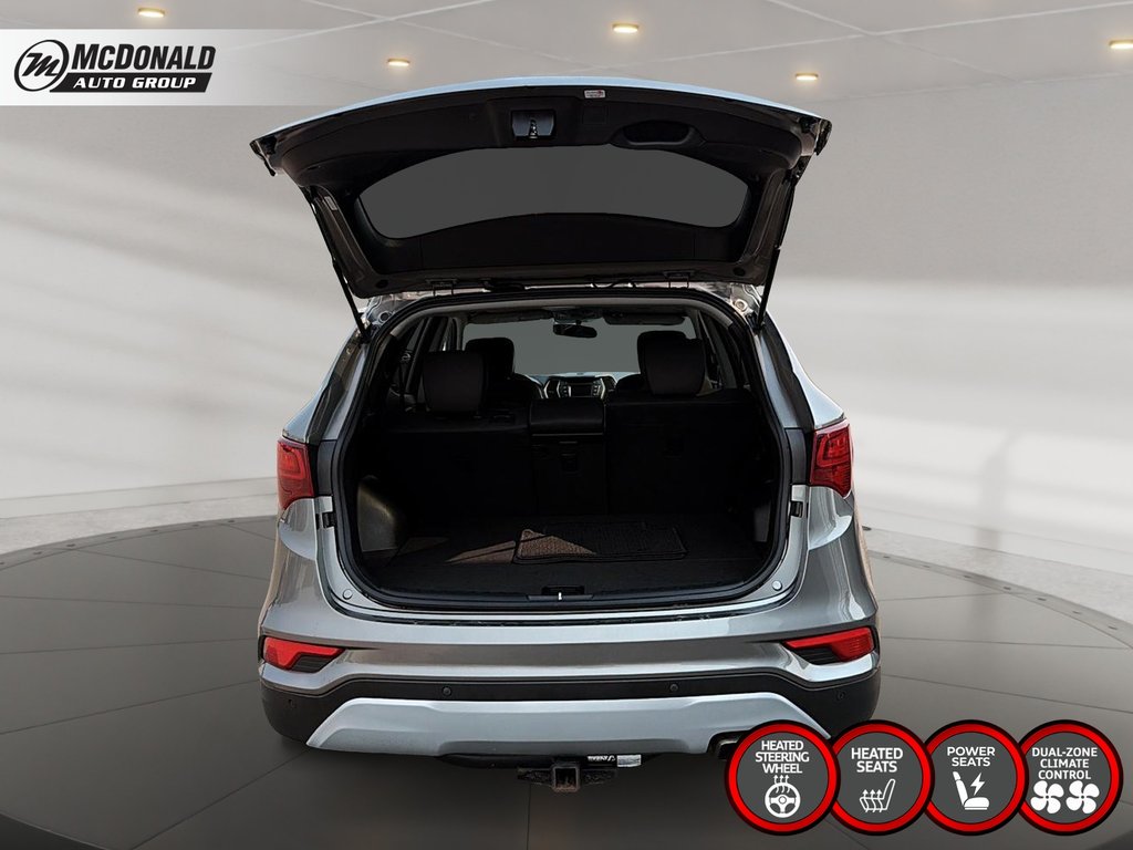 2017 Hyundai Santa Fe in Taber, Alberta - 13 - w1024h768px