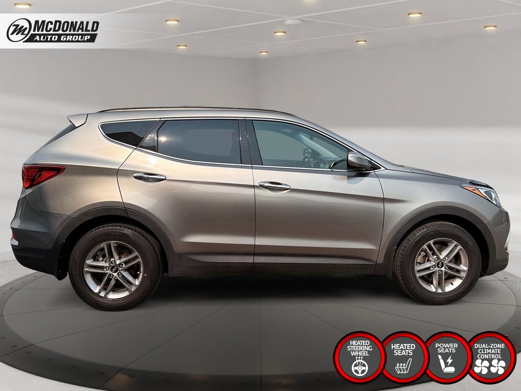 2017 Hyundai Santa Fe in Taber, Alberta - 6 - w1024h768px