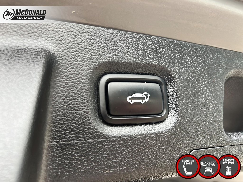 2023 Hyundai Santa Fe in Taber, Alberta - 14 - w1024h768px