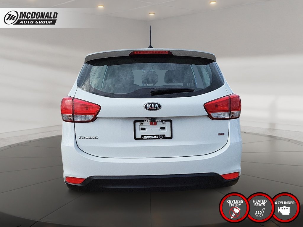 2016 Kia RondoEX in Taber, Alberta - 4 - w1024h768px