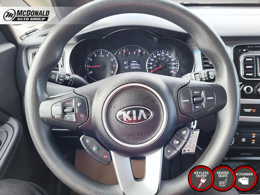 2016 Kia RondoEX in Taber, Alberta - 21 - w1024h768px