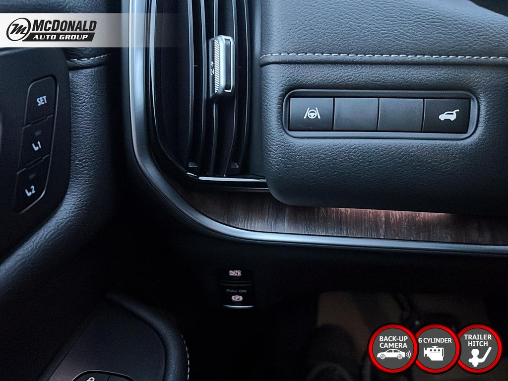 2025 Nissan Armada in Taber, Alberta - 22 - w1024h768px