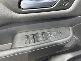 2025 Nissan Armada in Taber, Alberta - 6 - w1024h768px