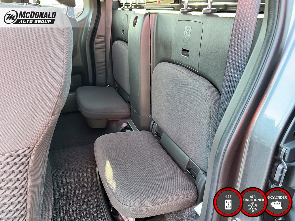 2018 Nissan Frontier in Taber, Alberta - 13 - w1024h768px