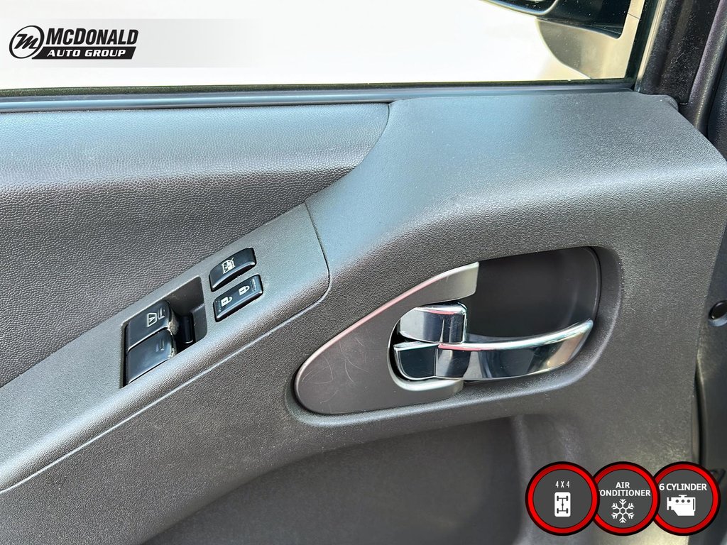 2018 Nissan Frontier in Taber, Alberta - 19 - w1024h768px