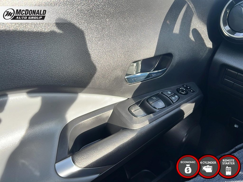 2023 Nissan Kicks Play in Taber, Alberta - 19 - w1024h768px
