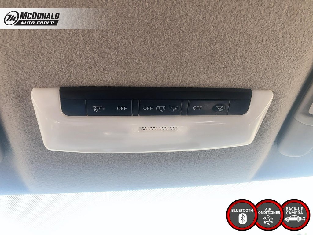 2019 Nissan Kicks in Taber, Alberta - 37 - w1024h768px
