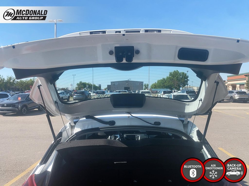 2019 Nissan Kicks in Taber, Alberta - 14 - w1024h768px