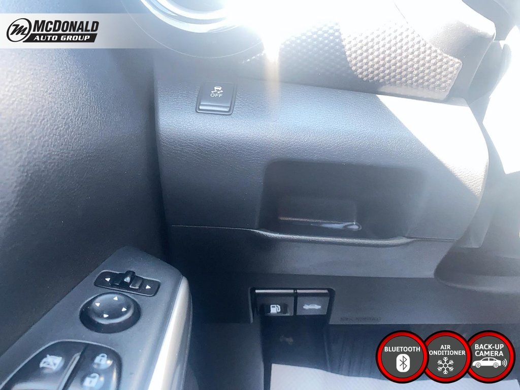 2019 Nissan Kicks in Taber, Alberta - 24 - w1024h768px