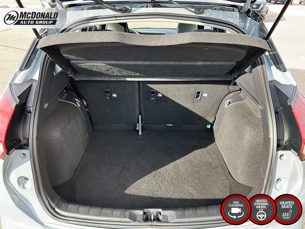 2023 Nissan Kicks in Taber, Alberta - 12 - w1024h768px