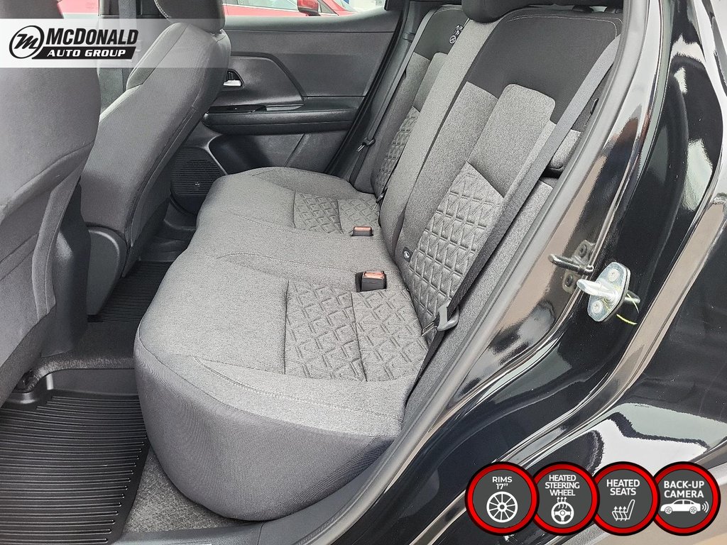 2025 Nissan Kicks in Taber, Alberta - 14 - w1024h768px