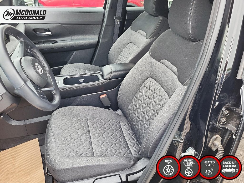 2025 Nissan Kicks in Taber, Alberta - 16 - w1024h768px