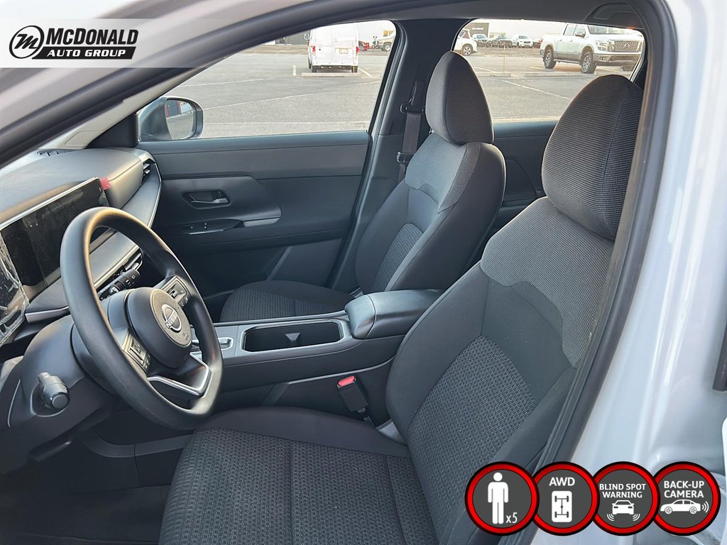 2025 Nissan Kicks in Taber, Alberta - 16 - w1024h768px
