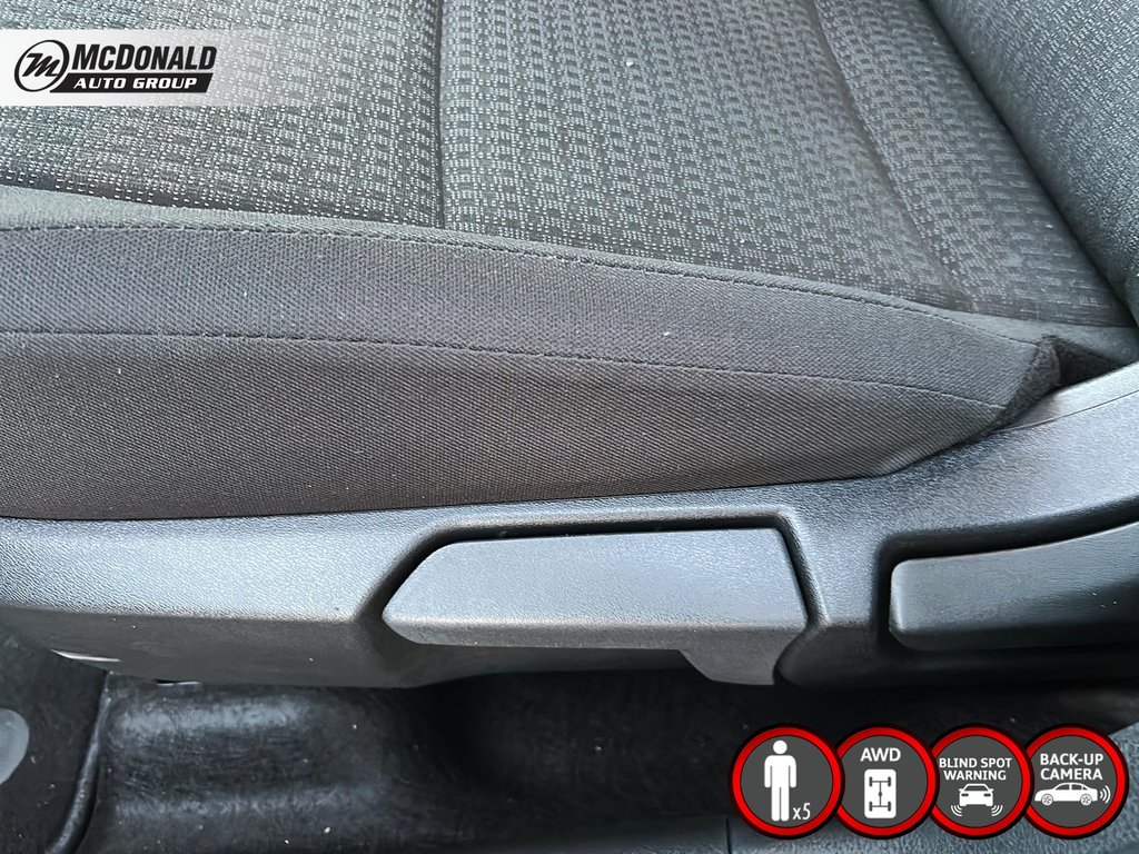 2025 Nissan Kicks in Taber, Alberta - 17 - w1024h768px