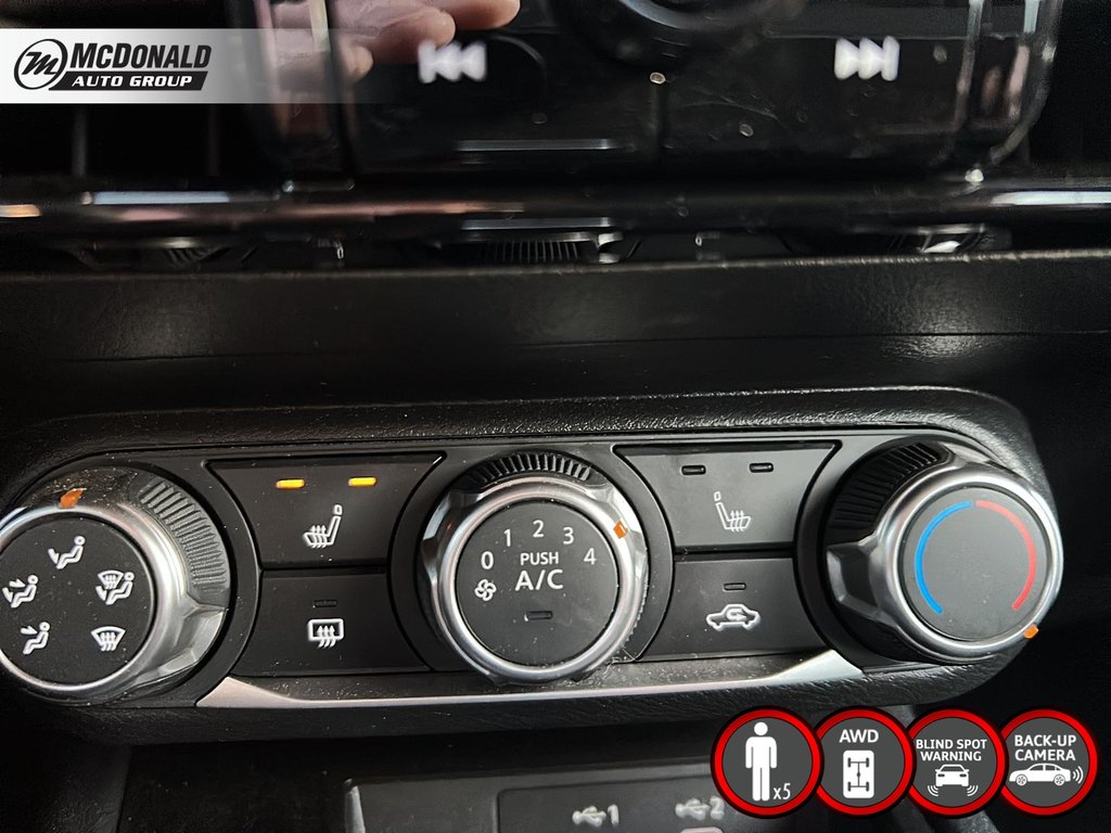 2025 Nissan Kicks in Taber, Alberta - 31 - w1024h768px