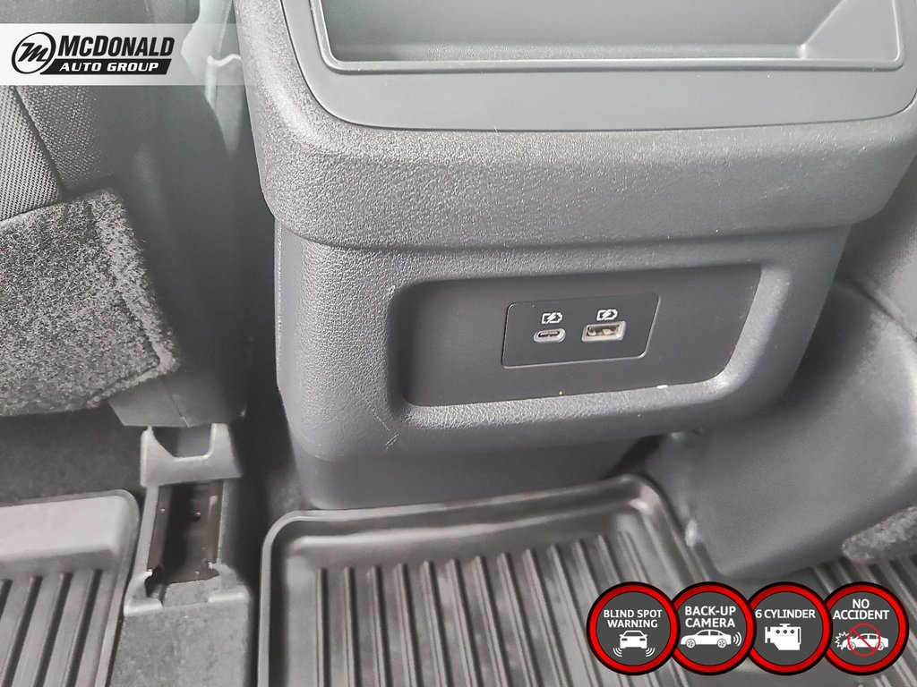 2024 Nissan Pathfinder in Taber, Alberta - 15 - w1024h768px