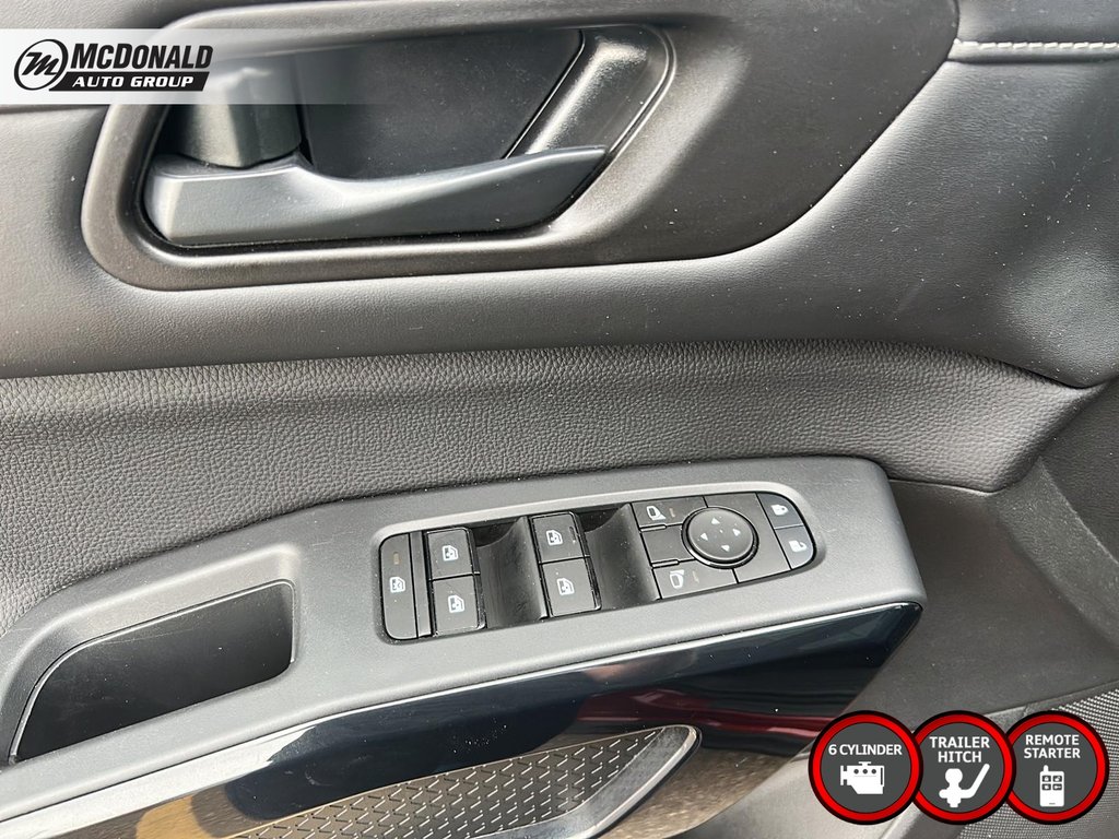 2025 Nissan Pathfinder in Taber, Alberta - 21 - w1024h768px