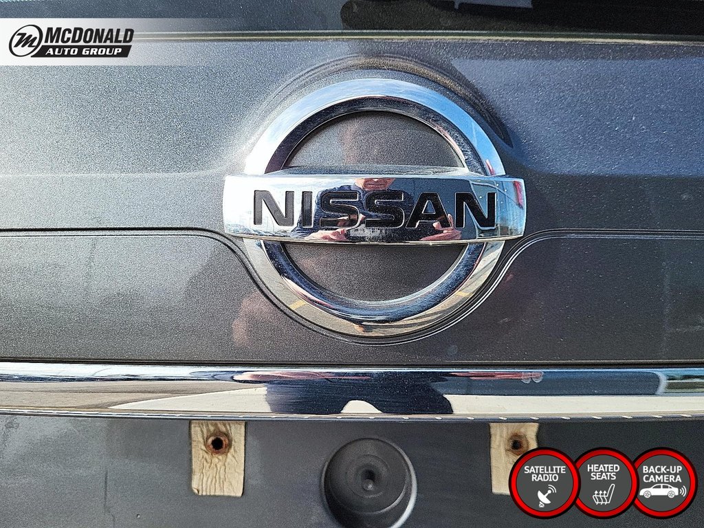 2017 Nissan Rogue in Taber, Alberta - 12 - w1024h768px