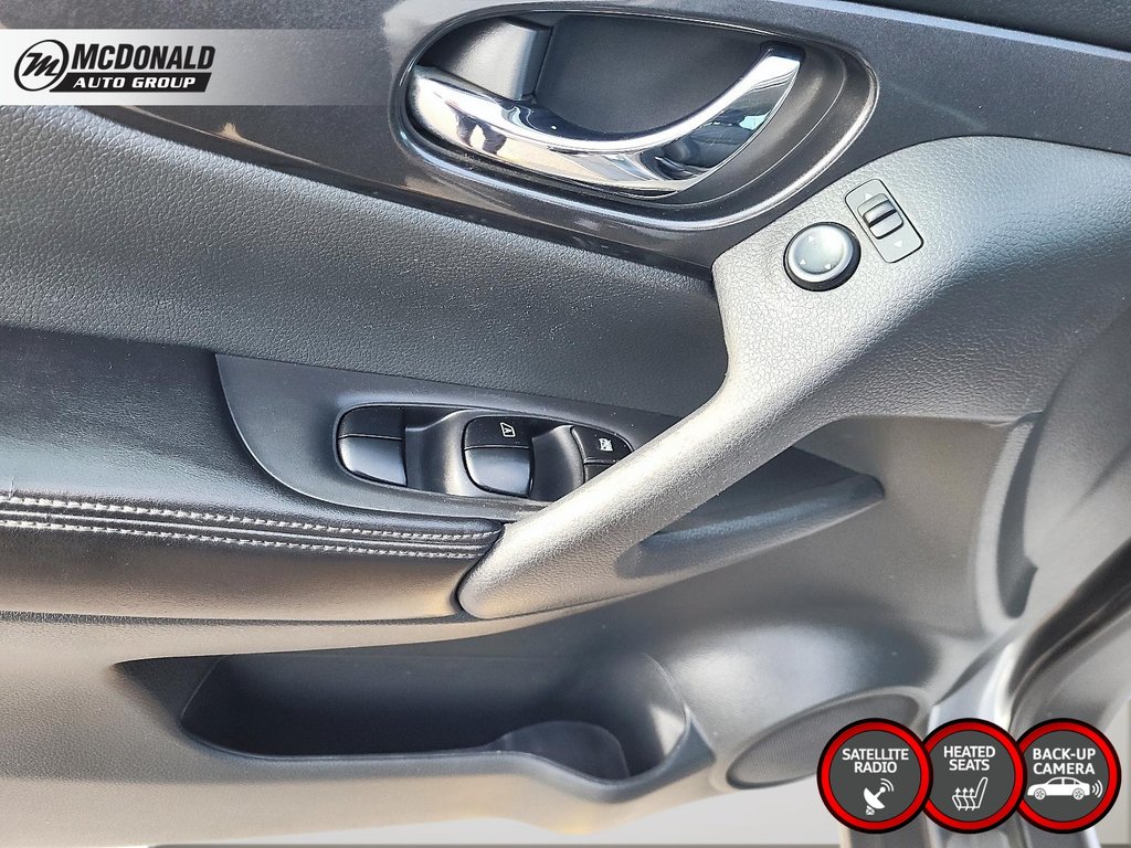 2017 Nissan Rogue in Taber, Alberta - 18 - w1024h768px
