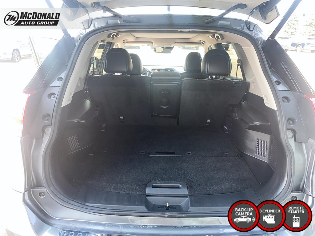 2018 Nissan Rogue in Taber, Alberta - 13 - w1024h768px