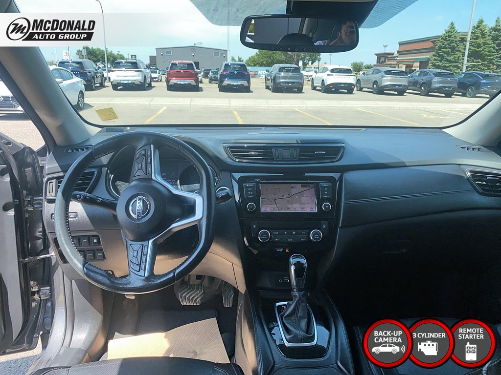 2018 Nissan Rogue in Taber, Alberta - 17 - w1024h768px
