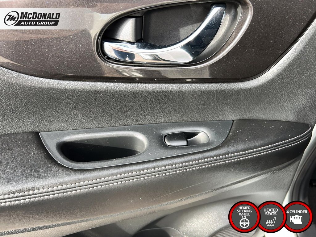 2020 Nissan Rogue in Taber, Alberta - 14 - w1024h768px