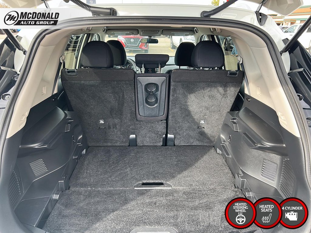 2020 Nissan Rogue in Taber, Alberta - 12 - w1024h768px