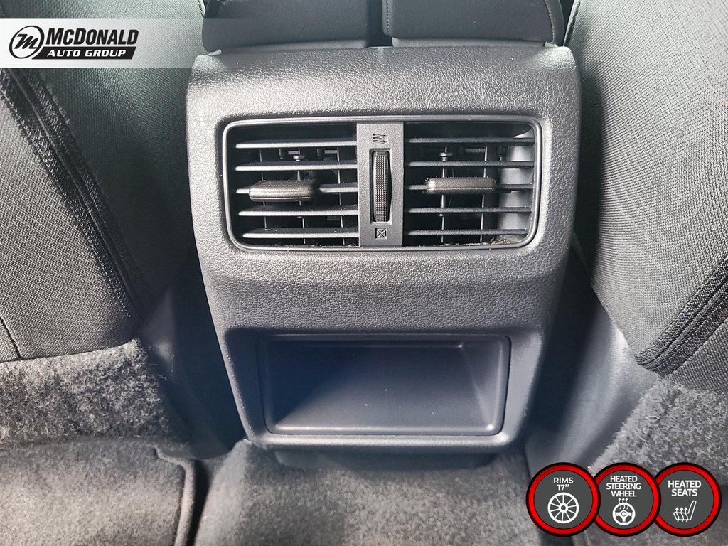 2022 Nissan Rogue in Taber, Alberta - 15 - w1024h768px