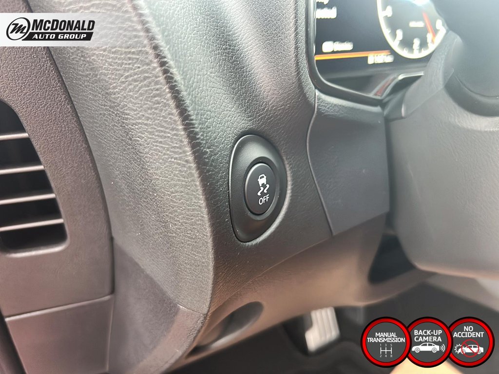 2024 Nissan Z Car in Taber, Alberta - 18 - w1024h768px