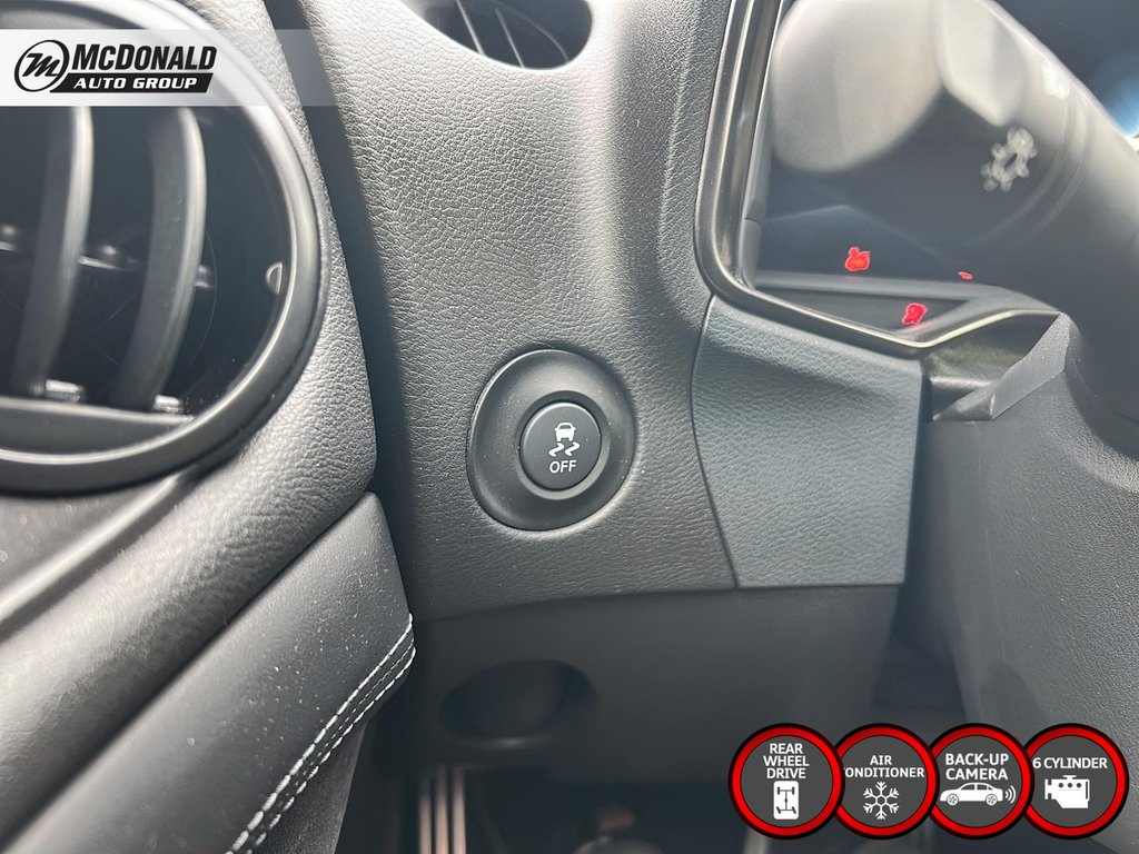 2024 Nissan Z Car in Taber, Alberta - 17 - w1024h768px