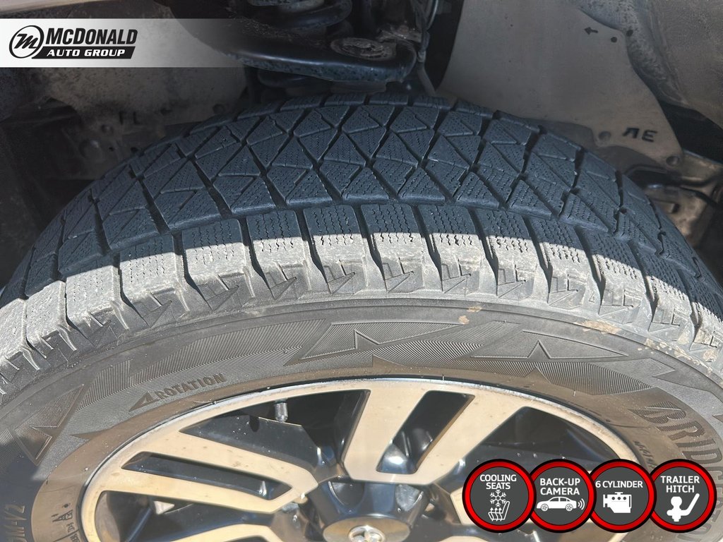 2016 Toyota 4Runner in Taber, Alberta - 10 - w1024h768px
