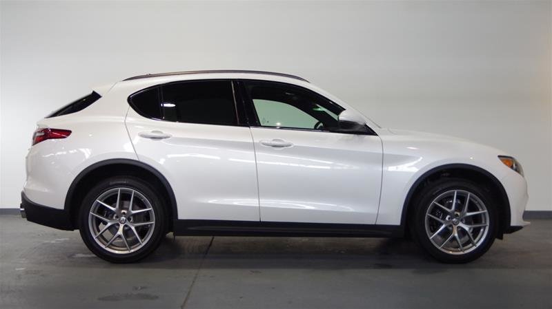 Bentley Vancouver 2018 Alfa Romeo Stelvio Ti Awd Us0166 1