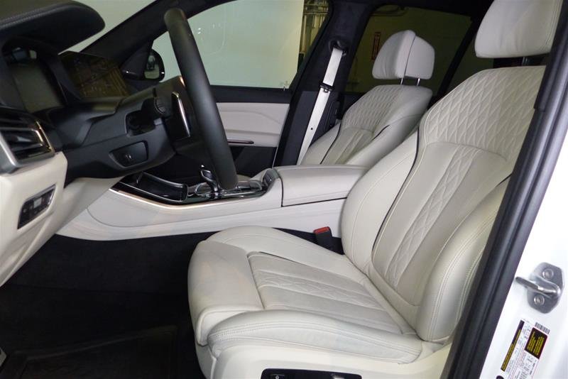 Land Rover Vancouver | 2020 BMW X5 M50i | #US0190-1