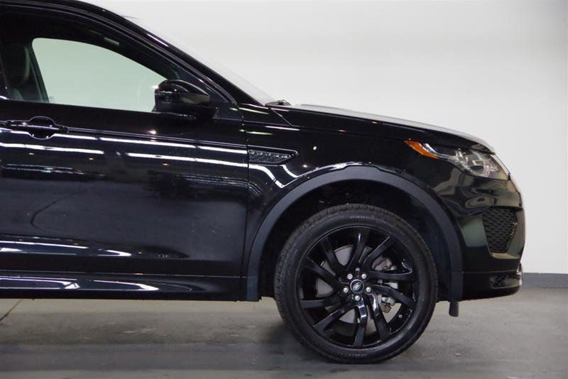 Aston Martin Vancouver 2019 Land Rover Discovery Sport
