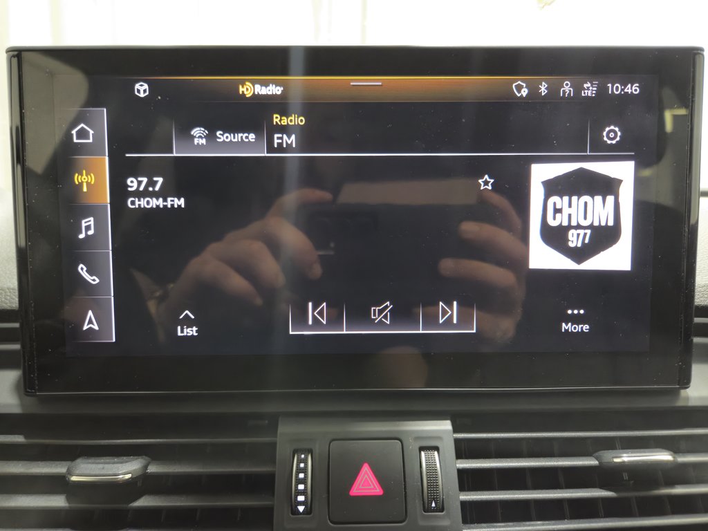 Audi Q5 Komfort Quatro AWD 2024 à Terrebonne, Québec - 13 - w1024h768px