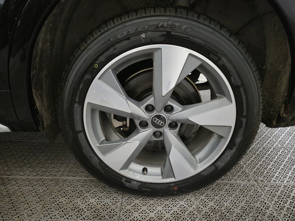Audi Q5 Komfort Quatro AWD 2024 à Terrebonne, Québec - 24 - w1024h768px
