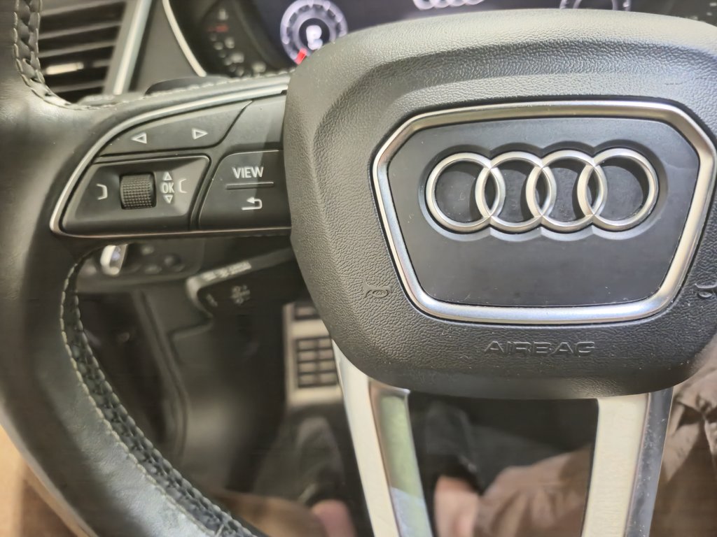 Audi SQ5 Technik Quattro Toit Panoramique Cuir 2019 à Terrebonne, Québec - 12 - w1024h768px