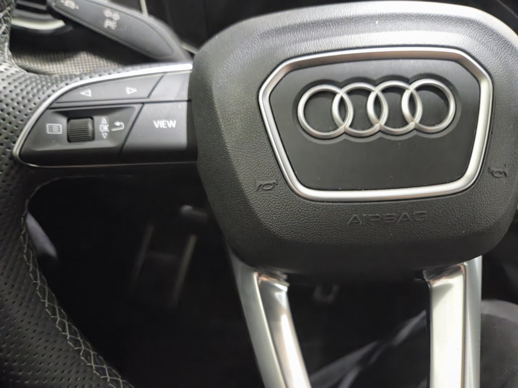 2022 Audi SQ5 Progressiv Black Optic * Couleure Rare * in Terrebonne, Quebec - 9 - w1024h768px