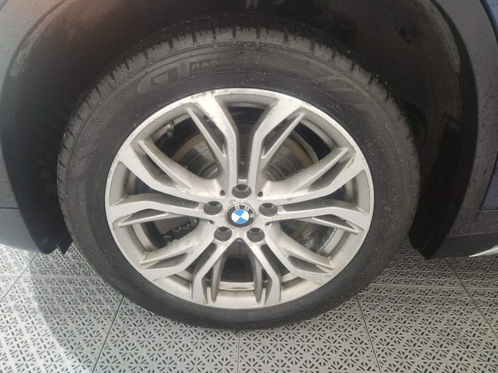 BMW X1 XDrive28i Cuir AWD Caméra De Recul 2019 à Terrebonne, Québec - 23 - w1024h768px