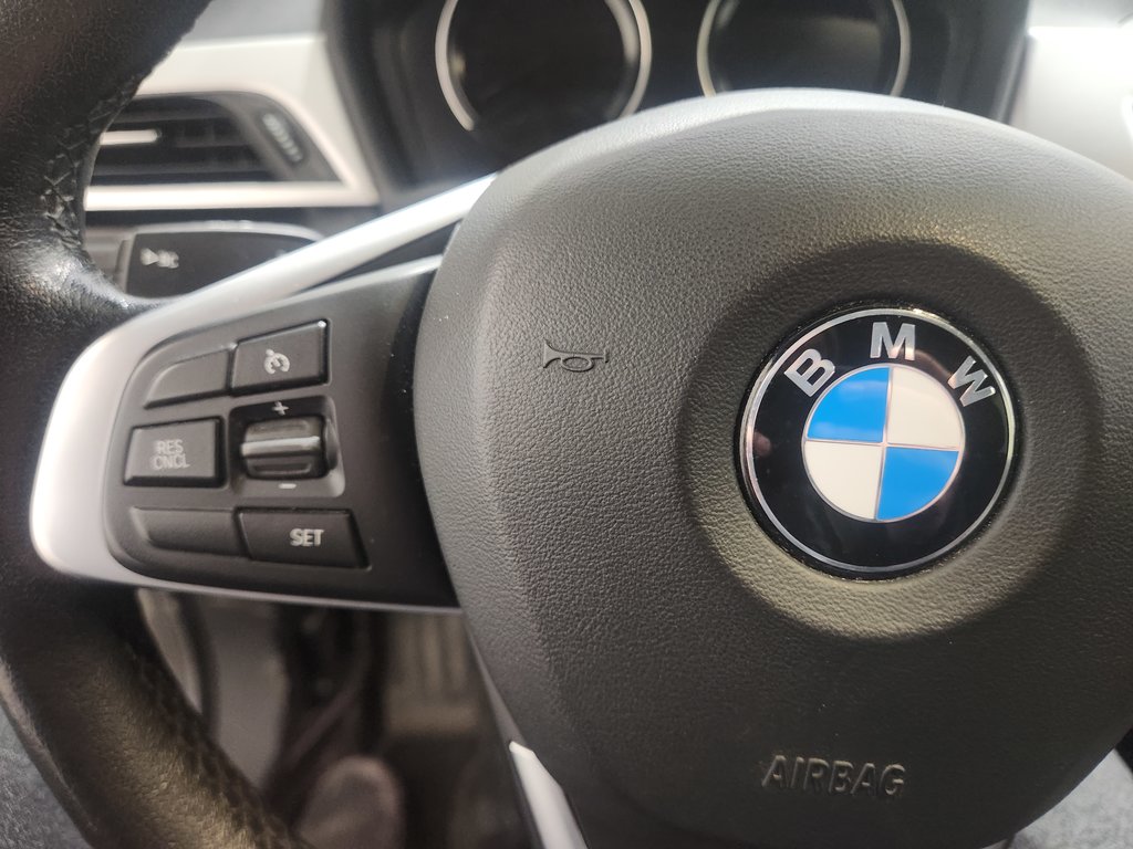 2021 BMW X1 XDrive28i Premium Pack Cuir Toit Navigation in Terrebonne, Quebec - 12 - w1024h768px