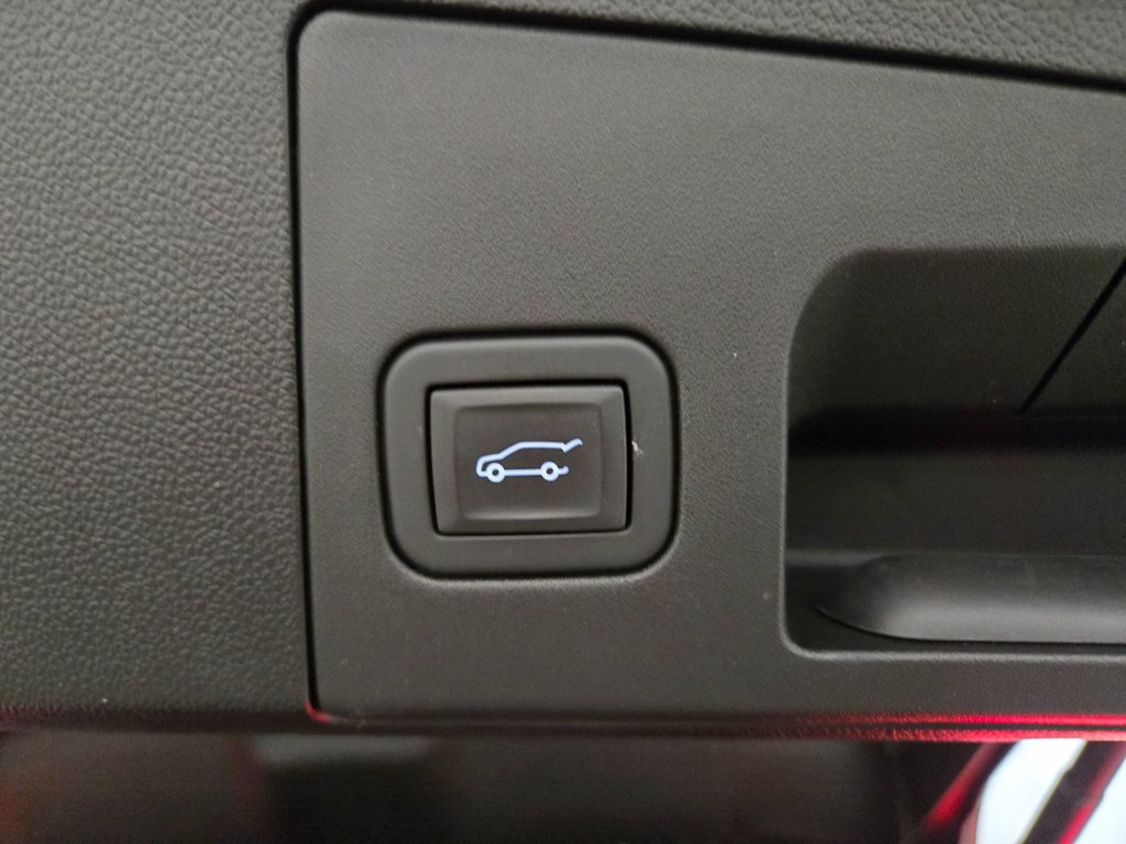2023 Cadillac XT4 AWD Premium Luxury Cuir Sièges Chauffants in Terrebonne, Quebec - 22 - w1024h768px